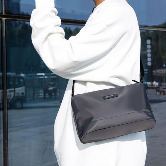 Men's Waterproof Shoulder Bag