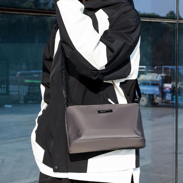 Men's Waterproof Shoulder Bag