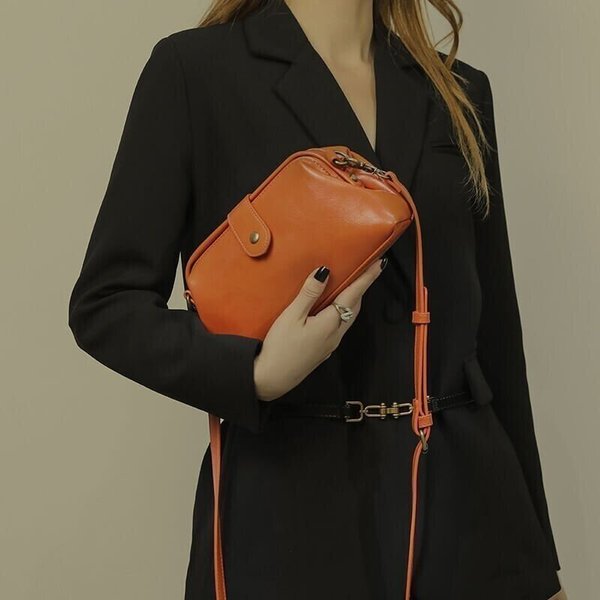 Retro Handmade Leather Crossbody Bag